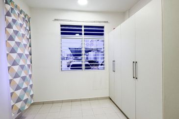 Eristana @ Seri Pristana