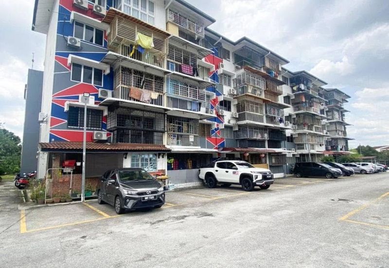 Apartment Ros, Taman Bukit Indah