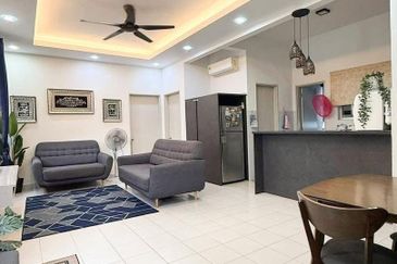 Eristana @ Seri Pristana