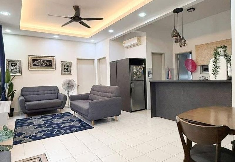 Eristana @ Seri Pristana