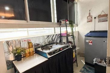 Eristana @ Seri Pristana