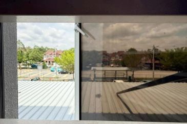 Eristana @ Seri Pristana