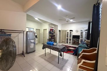 Eristana @ Seri Pristana