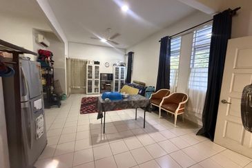 Eristana @ Seri Pristana