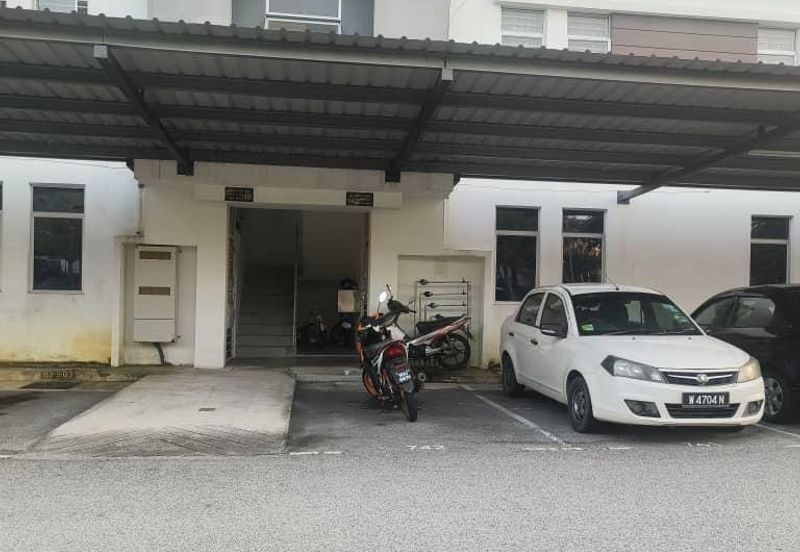 Eristana @ Seri Pristana