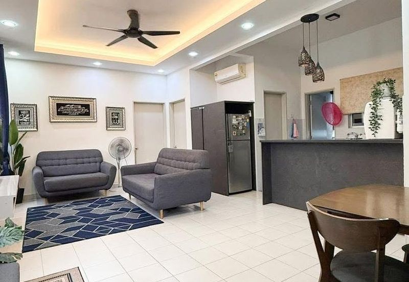 Eristana @ Seri Pristana