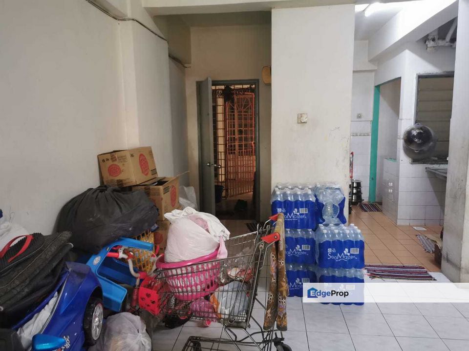 Apartment Golden Height Taman Mas Puchong For Sale, Selangor, Puchong