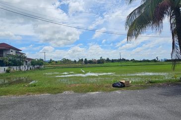Banglo Setingkat Taman Dato Setia Kangar Untuk Di jual