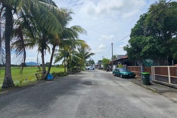 Banglo Setingkat Taman Dato Setia Kangar Untuk Di jual