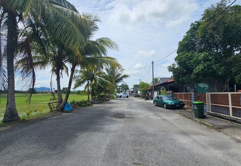 Banglo Setingkat Taman Dato Setia Kangar Untuk Di jual