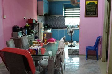 Banglo Setingkat Taman Dato Setia Kangar Untuk Di jual