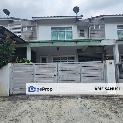 2 Storey Superlink Solaria Laman Cempaka Suria Kota Seriemas Nilai, Negeri Sembilan, Nilai