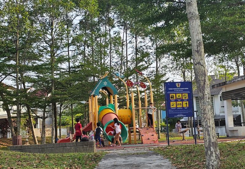 Laman Cempaka Suria, Kota Seriemas