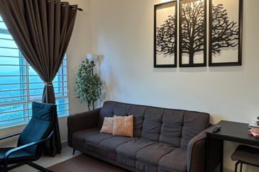 La Thea Residences @ 16 Sierra