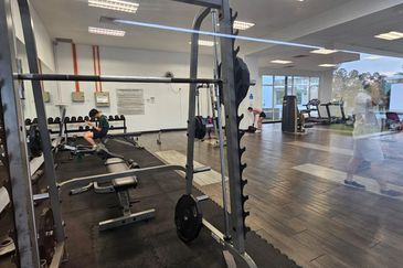 La Thea Residences @ 16 Sierra