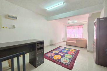 GARDEN VILLA APARTMENT (LAMAN VILLA)