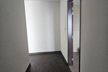 Aleya Twin Villa Semi D U8 Bukit Jelutong For Sale