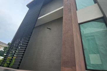 Aleya Twin Villa Semi D U8 Bukit Jelutong For Sale