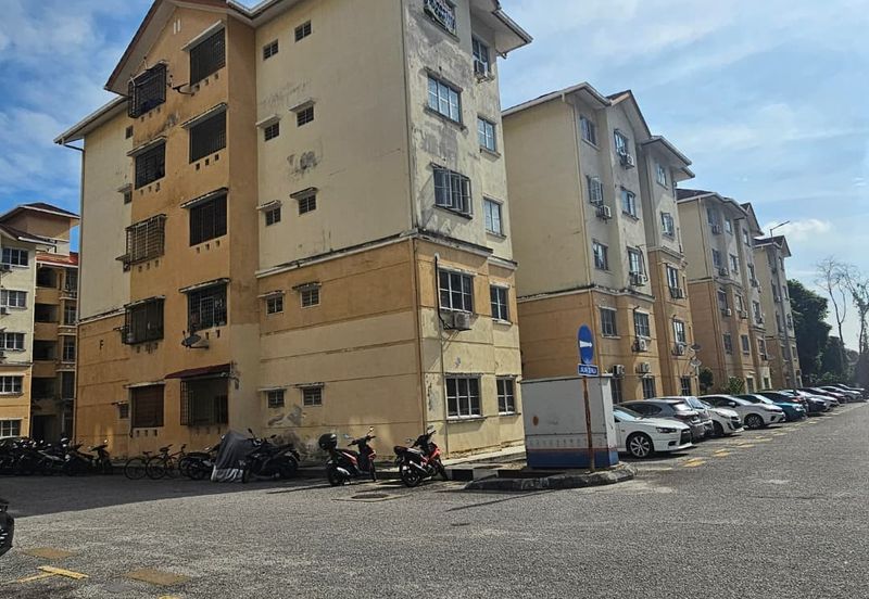Apartment Sri Ara