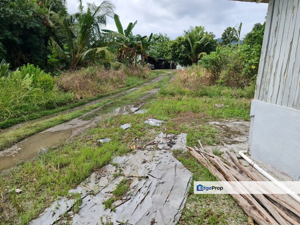Bungalow Lot Kampung Dato Sri Kamaruddin Manjung Perak, Perak, Manjung