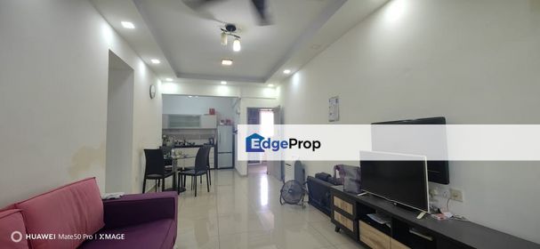 Can Full loan bukit Indah medium cost flat for sale , Johor, Bukit Indah