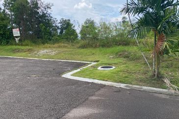 Desa Palma, Nasa City