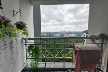 Mewah View Luxurious Apartments