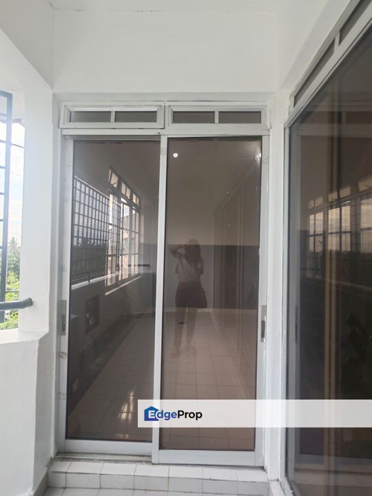 Cash back 40k big size apartment pasir gudang for sale , Johor, Pasir Gudang