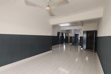 Tanjong Puteri Resort Apartment