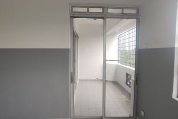 Tanjong Puteri Resort Apartment