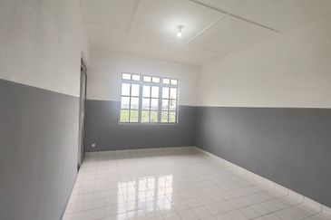 Tanjong Puteri Resort Apartment