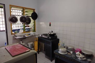 Ria 1 Apartment, Taman Megah Ria