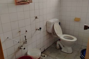 Ria 1 Apartment, Taman Megah Ria