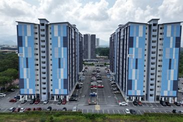 D'Kristal Apartment @ Setia EcoHill (Pangsapuri D'Kristal)