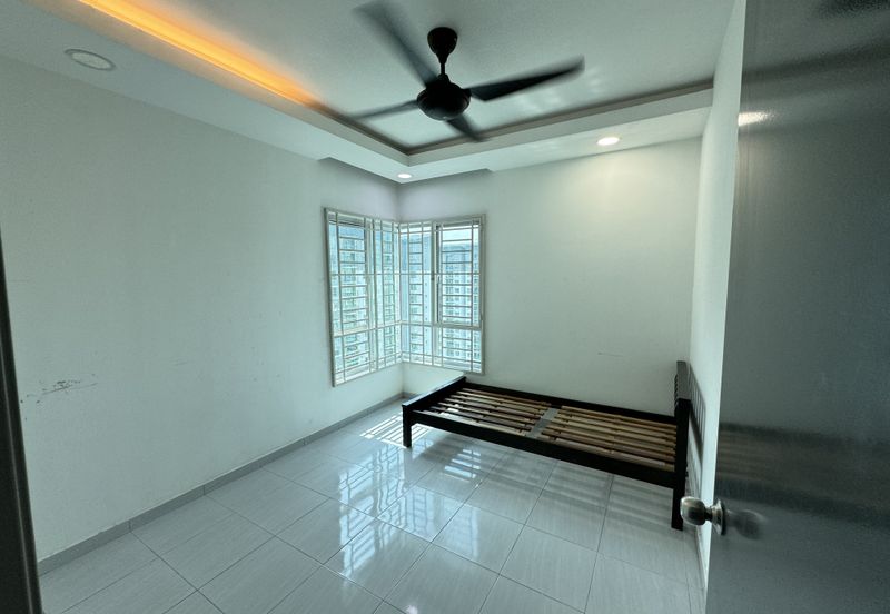 Residensi Laguna Biru 2