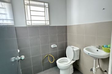 Residensi Laguna Biru 2