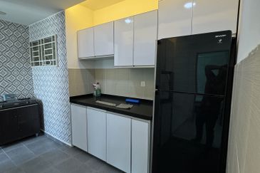 Residensi Laguna Biru 2