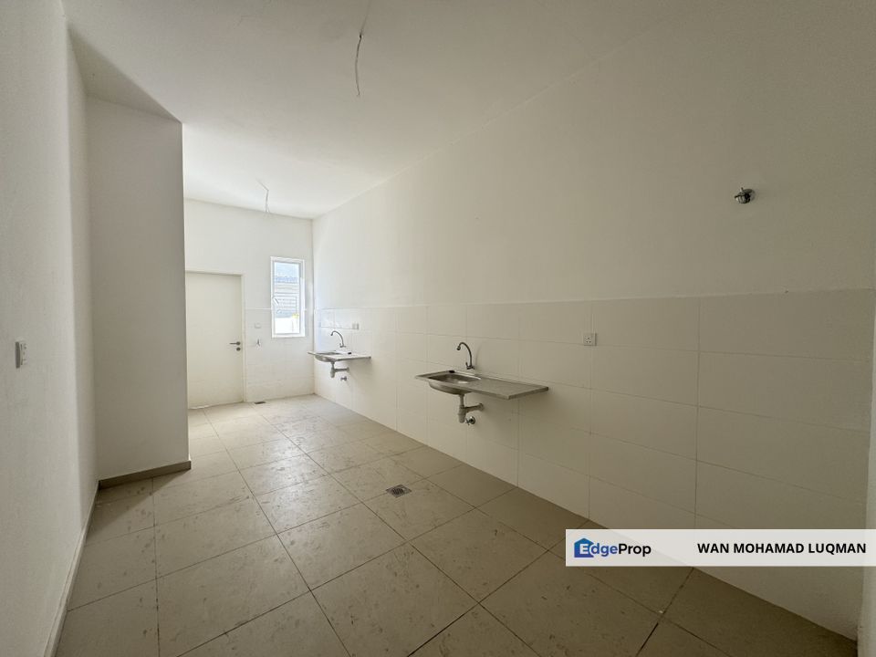 Adira Ara Sendayan Double Storey Bandar Sri Sendayan For Sale, Negeri Sembilan, Seremban