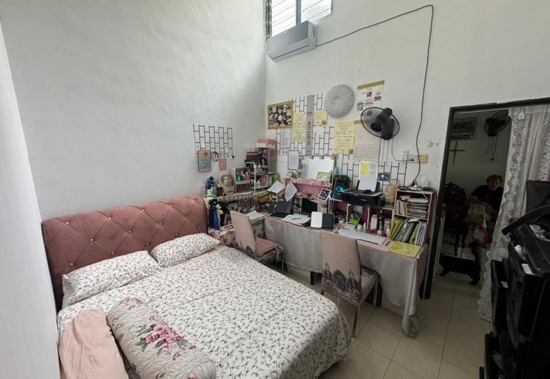 Taman Langat Utama 3 @ Jalan Halia 6