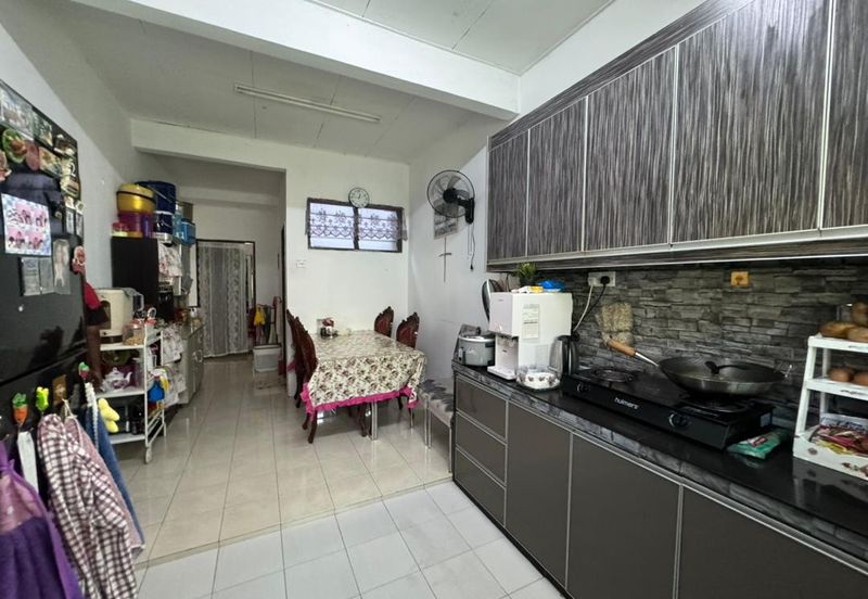 Taman Langat Utama 3 @ Jalan Halia 6