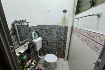 Taman Langat Utama 3 @ Jalan Halia 6