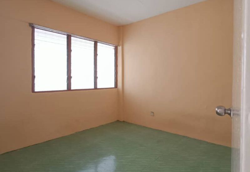 Apartment Taman Pinggiran Batu Caves