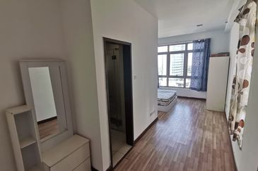 Shaftsbury Residence