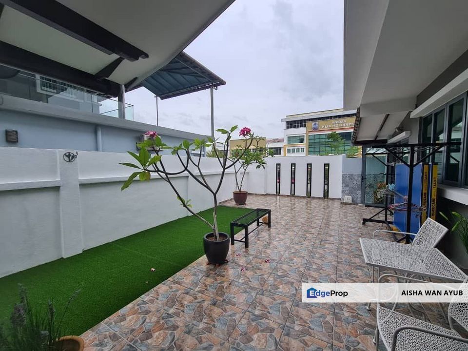 Semi D Double Storey Bangi Lakehill Villas Seksyen 6 Bandar Baru Bangi For Sale | Renovated | Nearby Taman Tasik Cempaka , Selangor, Bangi