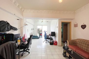 Sri Dahlia Apartment