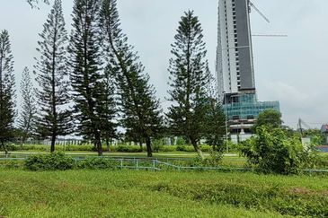 Taman Tasik Semenyih (Lake Residence)