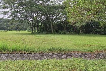 Taman Tasik Semenyih (Lake Residence)