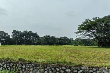 Taman Tasik Semenyih (Lake Residence)