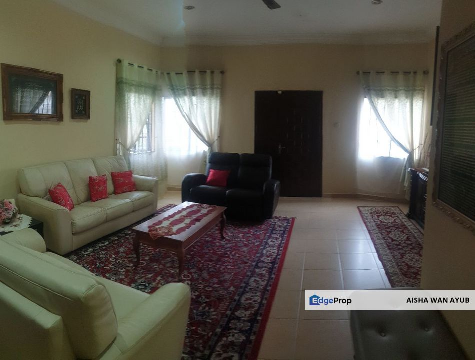 Bungalow Single Storey Kampung Dato Abu Bakar Baginda Sg Merab Kajang For Sale, Selangor, Kajang
