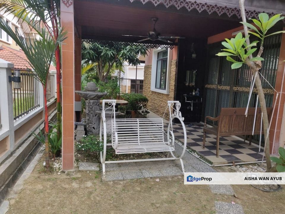 Semi D 2.5 Storey Seksyen 6 Puncak Bangi For Sale | Fully Renovated | Next to Tasik Cempaka, Selangor, Bangi